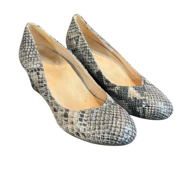 Vionic Antonia Leather Snakeskin Print Wedge Style Heel Size 6.5 - Picture 3 of 7